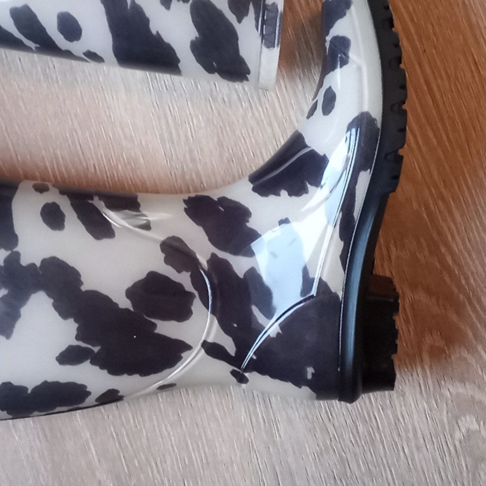 Women's Chinook Tall Rain Boots Cow Print Chunky Heel - Picture 4 of 13